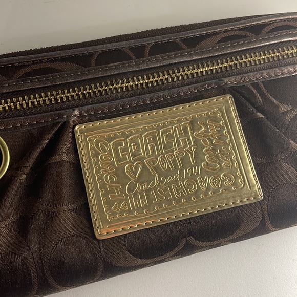 Coach wallet/wristlet - Picture 4 of 4
